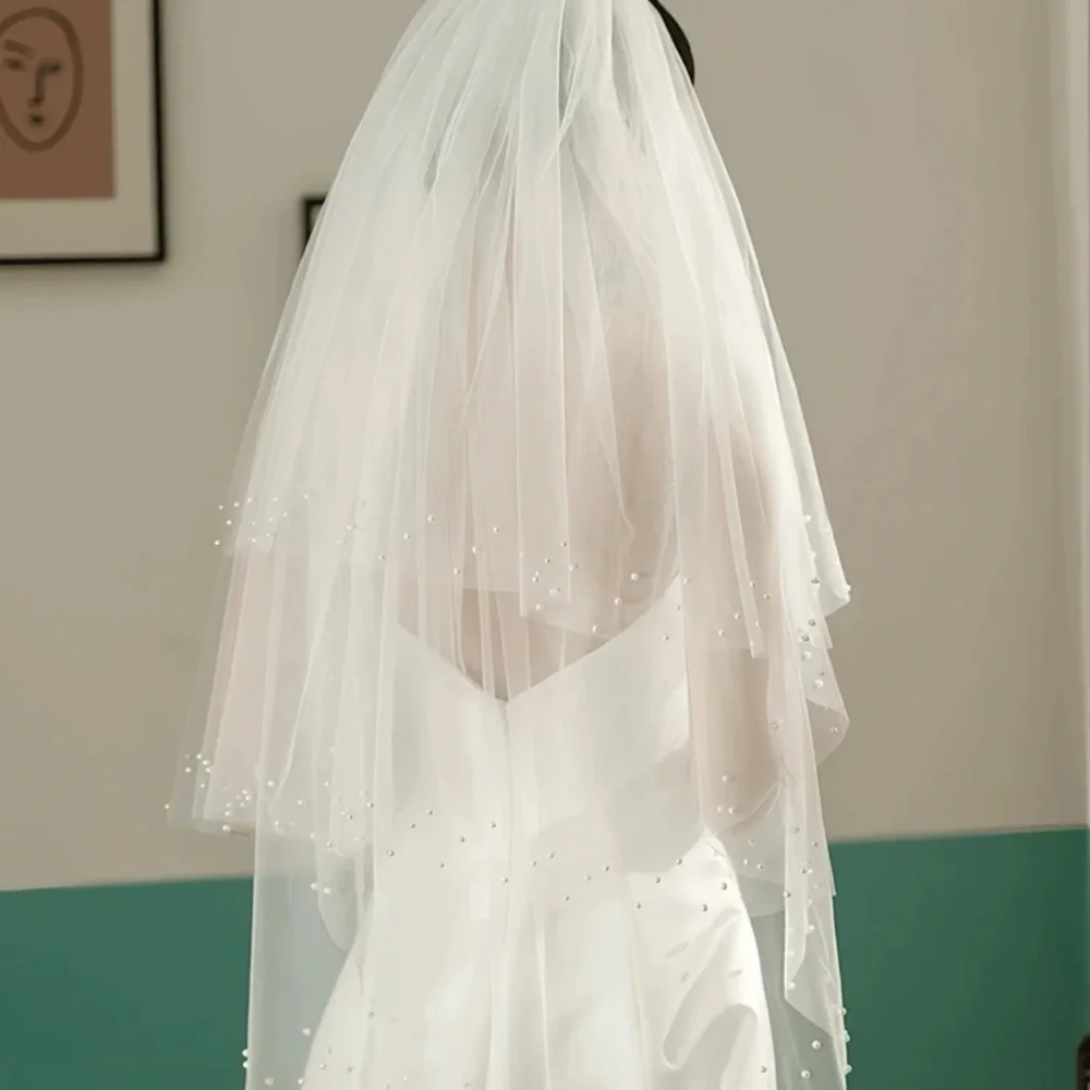 Elegant White Bridal Veil